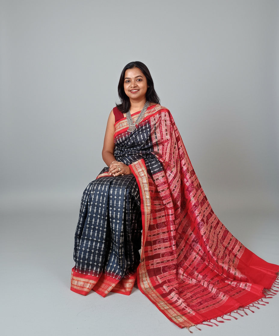 Hazar buti Fish Saree in Pure Silk
