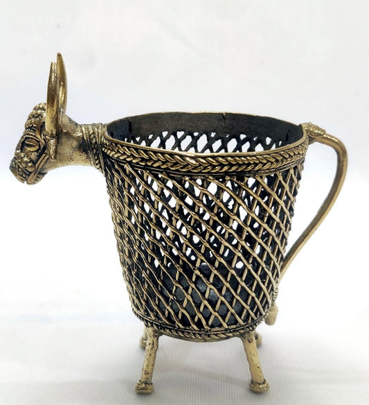 Advaita Handicrafts Brass Bull Pen stand