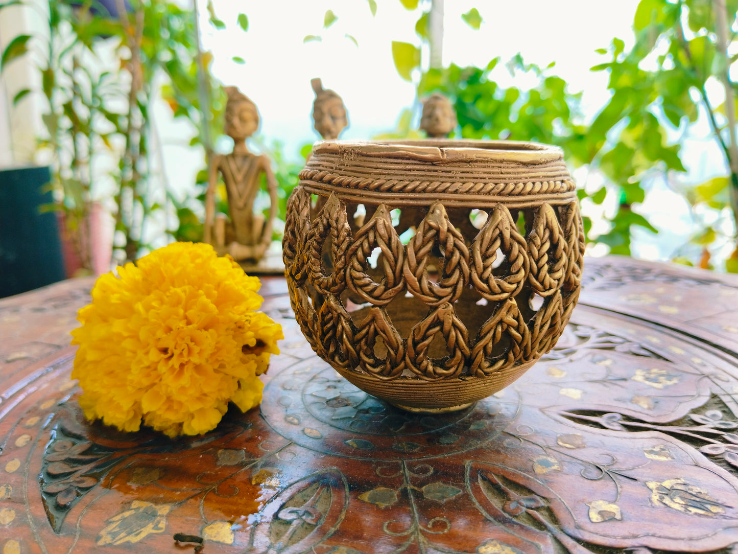 Advaita Handicrafts Brass Jali loop themed Pen stand cum Tea light holder
