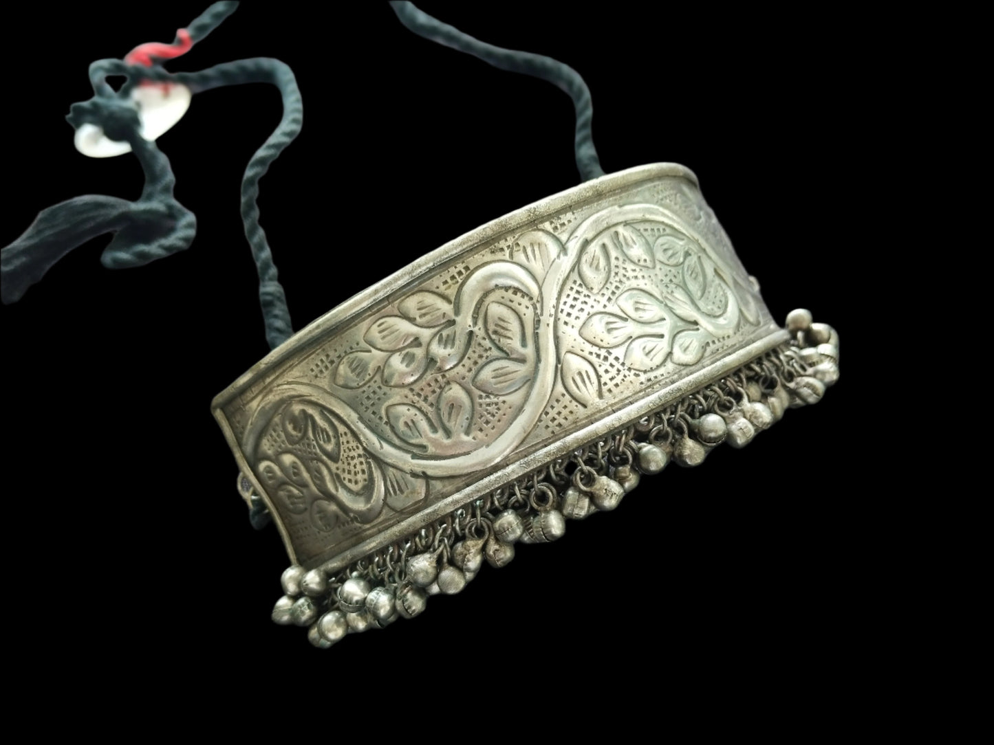 Advaita Handcrafts Ghungroo Brass Choker Necklace