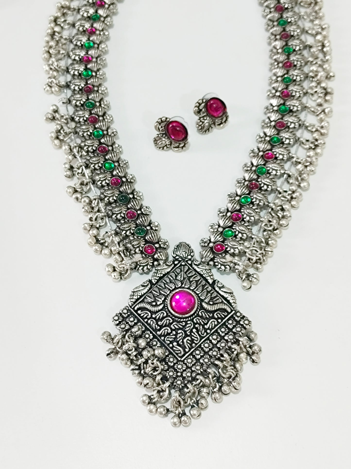 Advaita Handicrafts Long German Silver Oxidized Diamond Pendant Jewelry Set