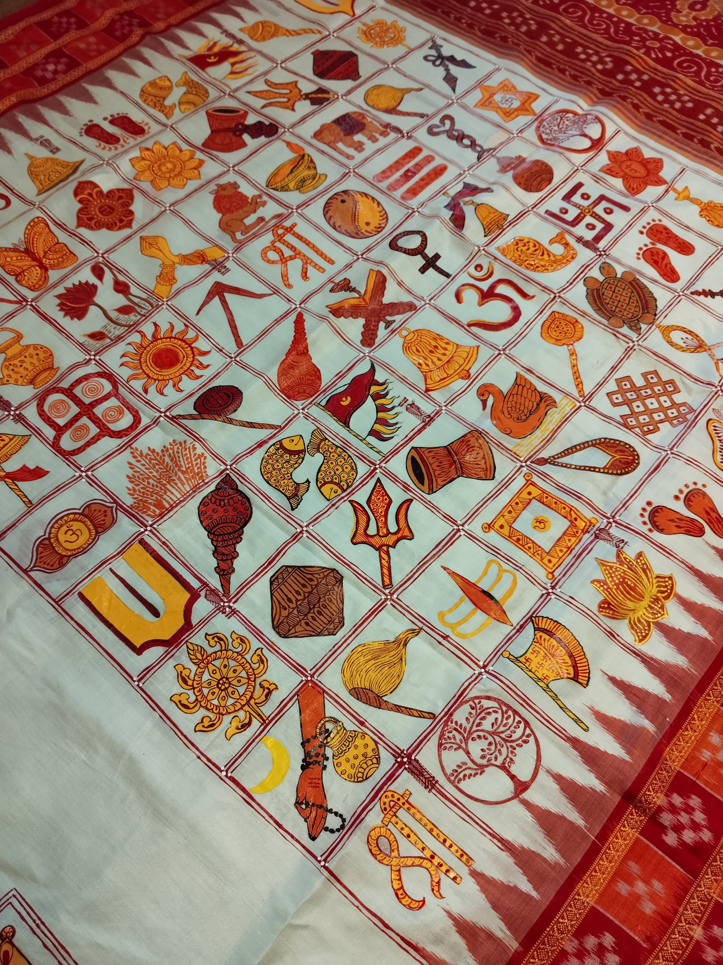 Traditional Nabakothi Hand-painted Saree on pure mulberry silk