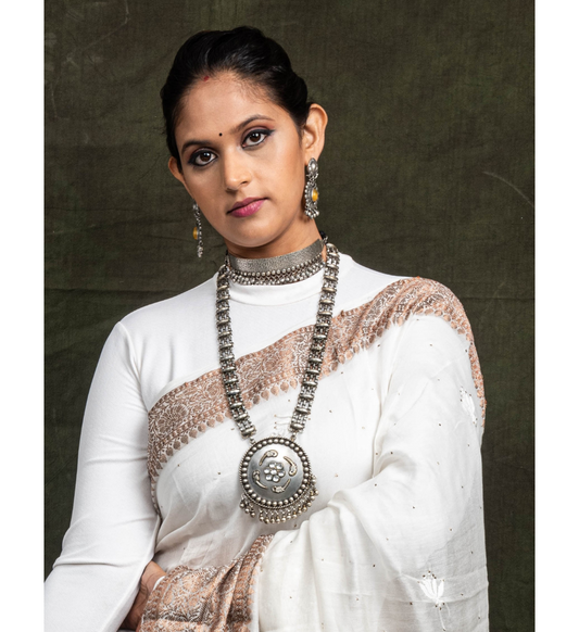 Advaita Handcrafts Round Antique Bird Necklace.