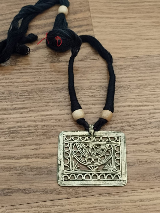 Advaita Handicrafts Ethnic Collection Brass Dhokra Square Pendant with Black Thread Necklace