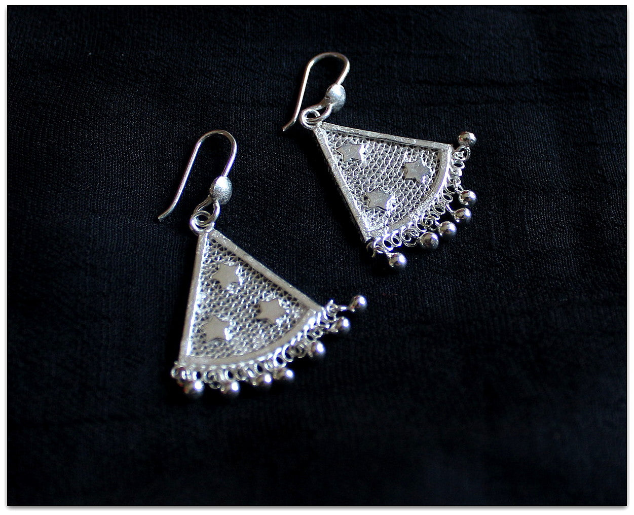 Leaf, triangles and stars - Click for variety of our silver jewelry.