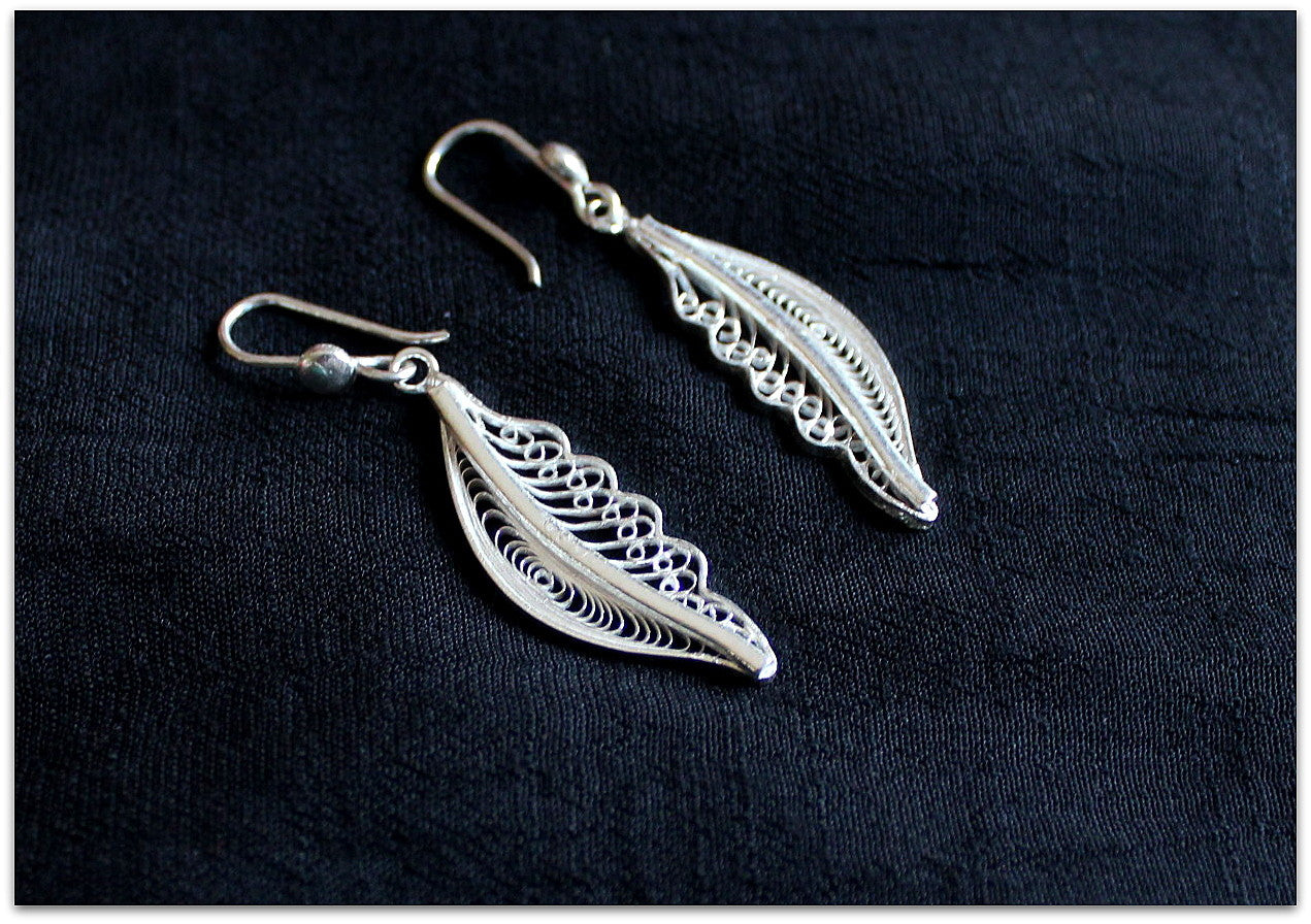 Leaf, triangles and stars - Click for variety of our silver jewelry.