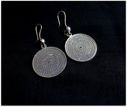 Leaf, triangles and stars - Click for variety of our silver jewelry.