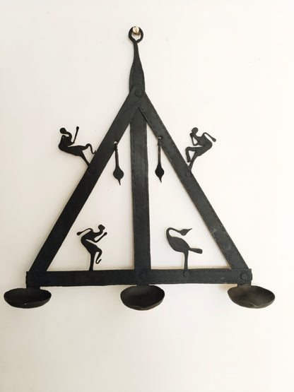 Single Panel wrought iron laman diya - Triangle with Partition -3 Candles.