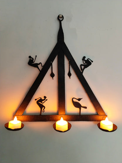 Single Panel wrought iron laman diya - Triangle with Partition -3 Candles.