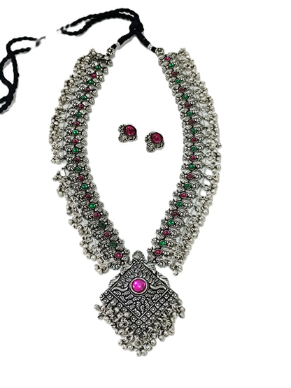 Advaita Handicrafts Long German Silver Oxidized Diamond Pendant Jewelry Set
