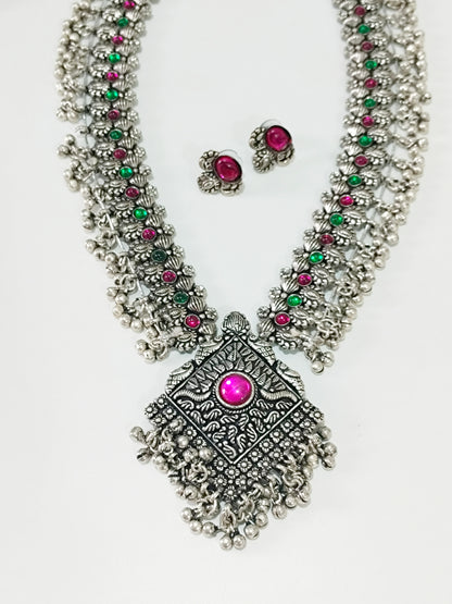 Advaita Handicrafts Long German Silver Oxidized Diamond Pendant Jewelry Set