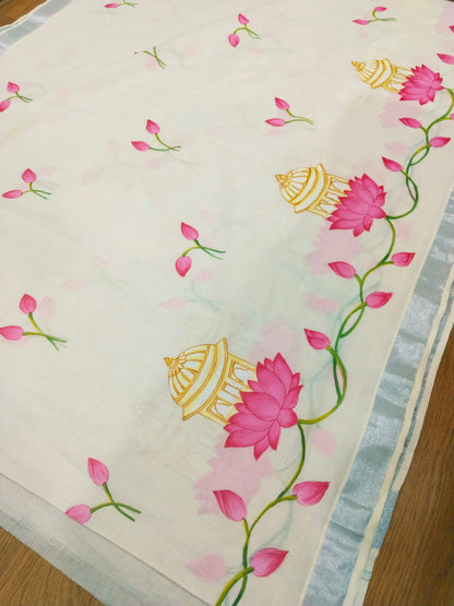 Kerala Cotton Pichwai Saree - Divine Krishna Lifting Govardhan Mountain