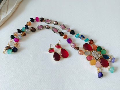 Deep Red highlighted Pendant with Multi-Colour Beaded Jewelry Set.