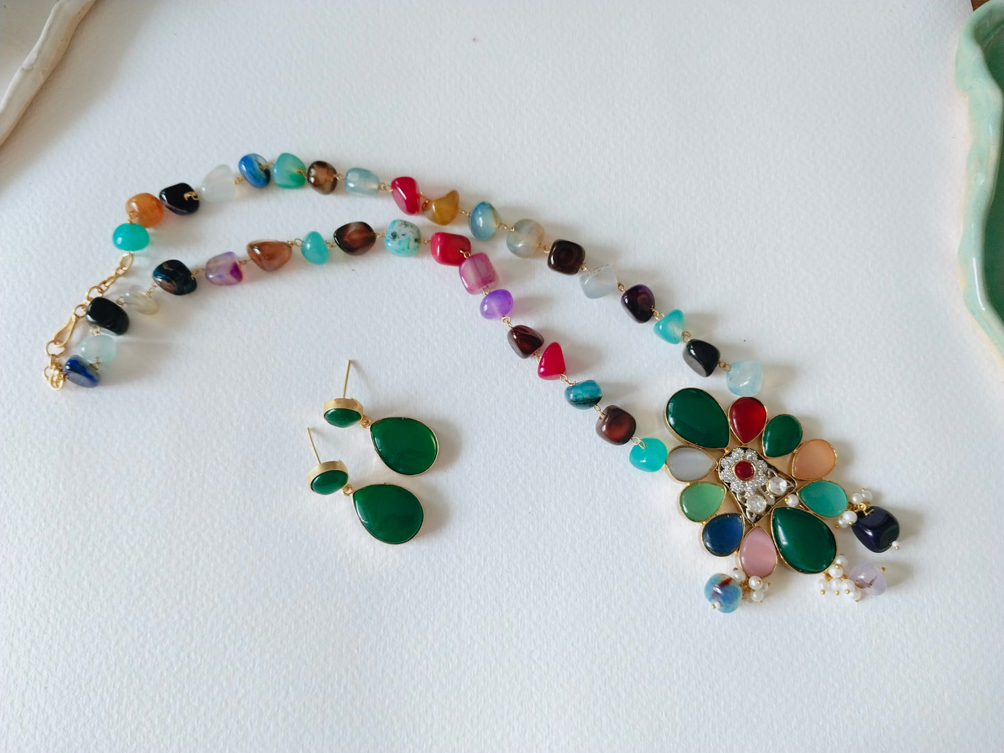 Dark Green Highlighted Pendant with Multi-Colour Beaded Jewelry Set