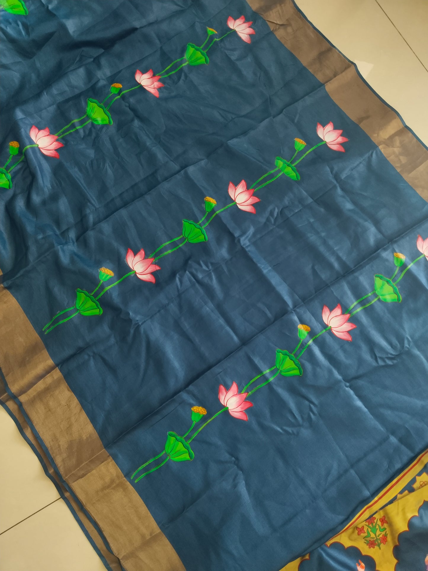 Pure Tassar Silk Pichwai Saree – Rajasthani Jharokha & Auspicious Cows | Handpainted Art