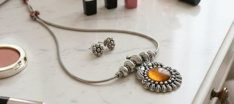 Advaita Handicrafts Stone chain Set - Click for colors