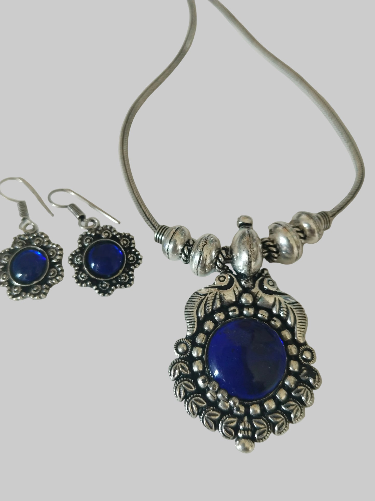 Advaita Handicrafts Stone chain Set - Click for colors