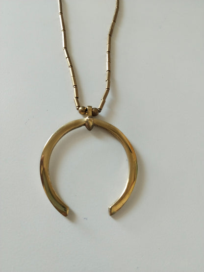 Minimal Brass Horse Shoe Shaped Pendant Necklace
