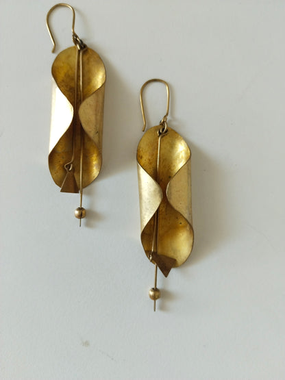 Modern Brass Drop Earrings – Curved Leaf Dangle