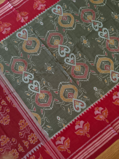 Blooming Earth Handloom Ikkat Cotton Saree - Maroon & Green