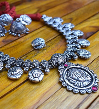 Advaita Handicrafts Devi German Silver Thread Necklace Set.