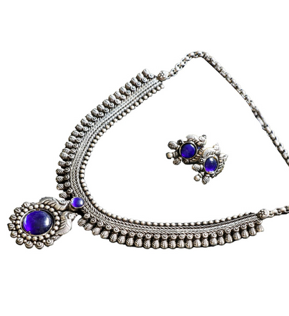 Advaita Handicrafts stone German Silver Necklace Set.