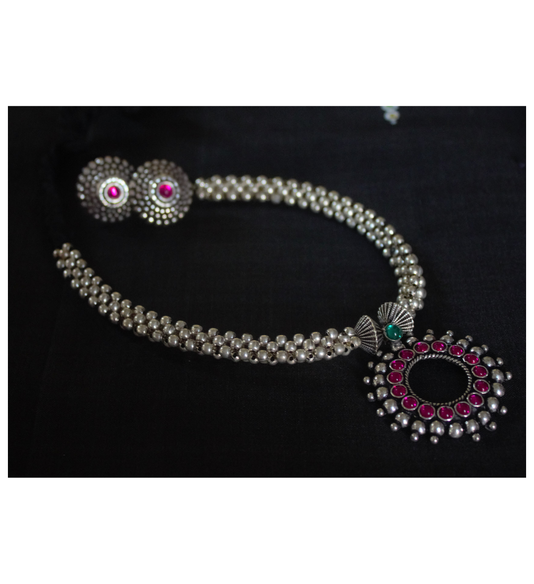 Advaita Handicrafts German Silver Tushi (choker) Set - Thin.