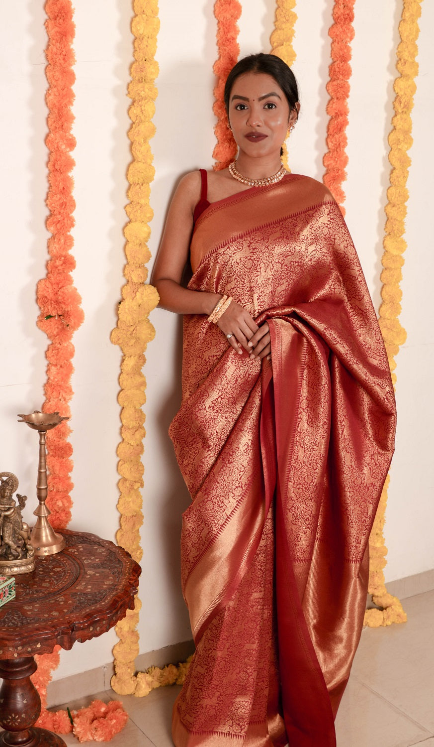 Advaita Handicrafts Designer silk handloom saree in zari - Shikar theme