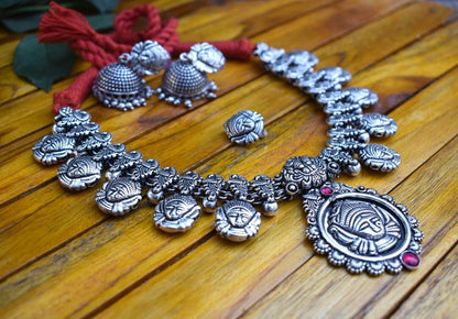 Advaita Handicrafts Devi German Silver Thread Necklace Set.