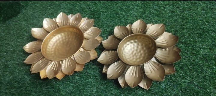 Set of 2 Lotus Urlis for Diwali Decor